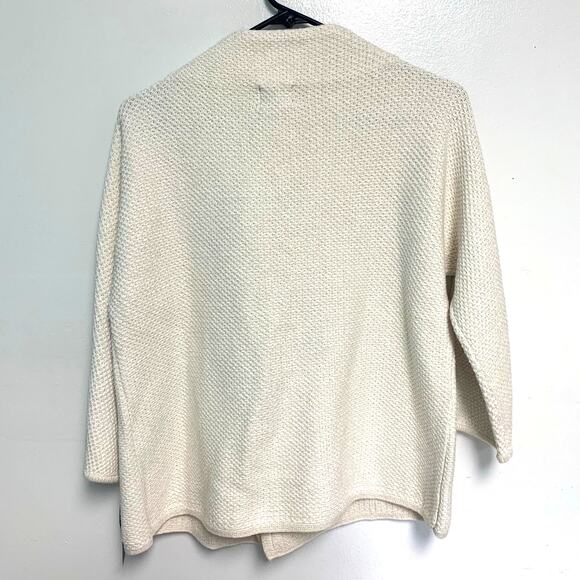 JM Collection Women's Brooch Topper Eggshell Cotton Blend Cardigan Top Size S - Picture 2 of 7